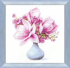 BT-113 Counted cross stitch kit Crystal Art "Magnolia"