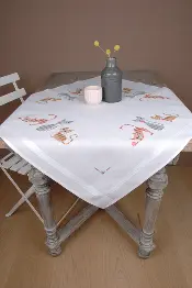 PN-0194736 Vervaco Tablecloth "Striped cats"