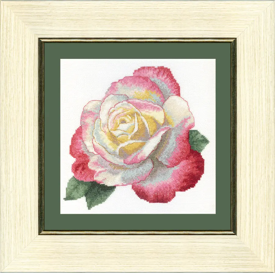 ВТ-073 Набор для вышивания крестом Crystal Art "Роза века". Catalog. Kits