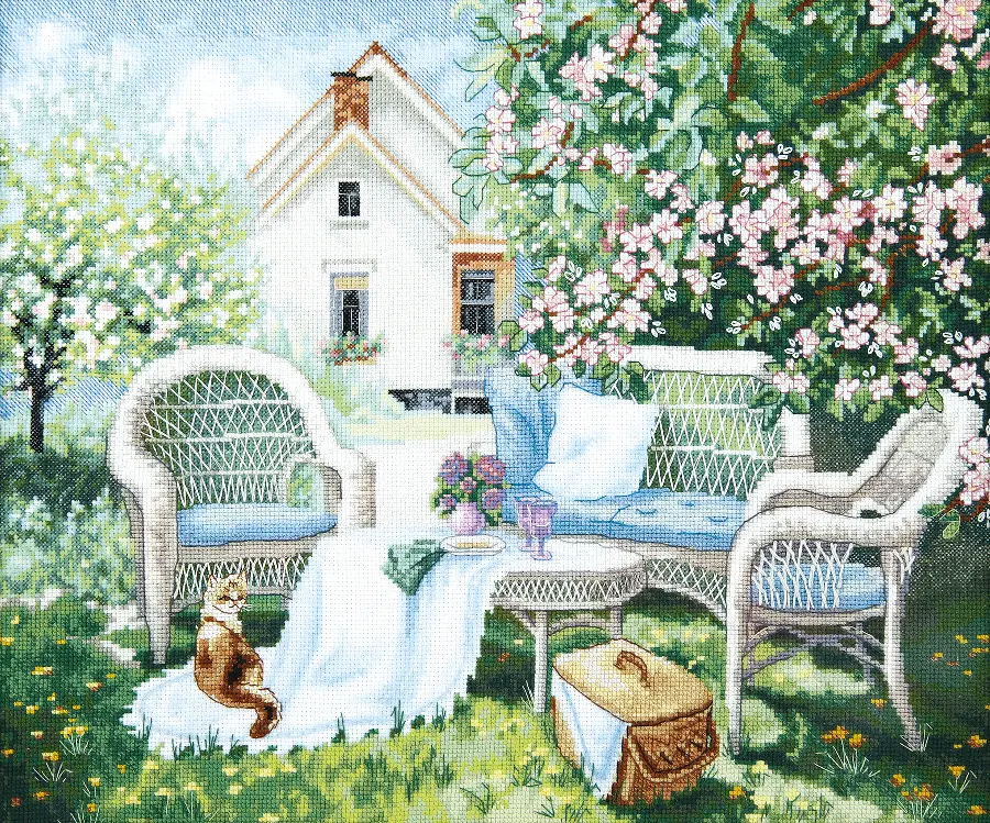 ВТ-251 Набор для вышивания крестом Crystal Art "Цветущий сад". Catalog. Kits