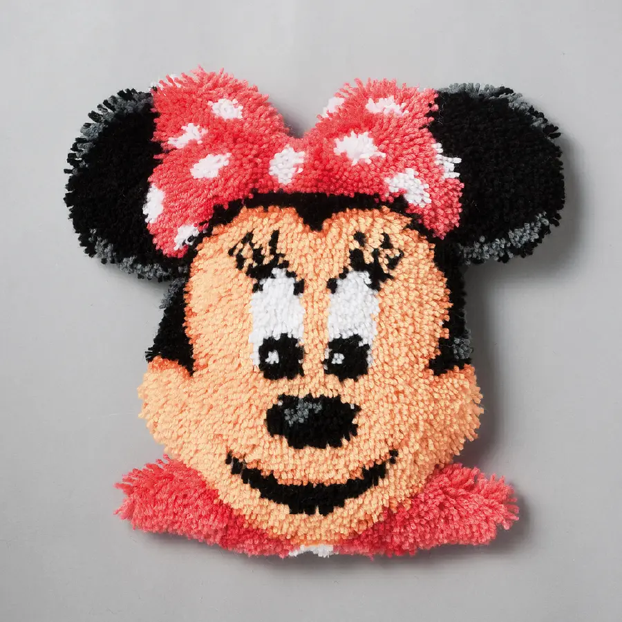 PN-0014641 Набор для вышивания коврика Vervaco Disney "Minnie Mouse". Catalog. Kits